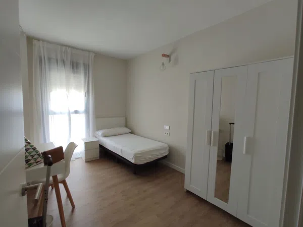 Piso en calle Escritora Carmen Laforet, 3 - Foto 9