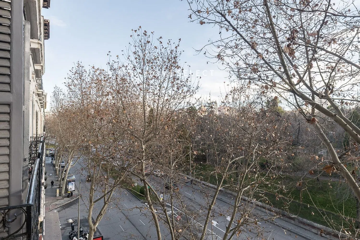 Piso en calle de Alfonso XII - Foto 4