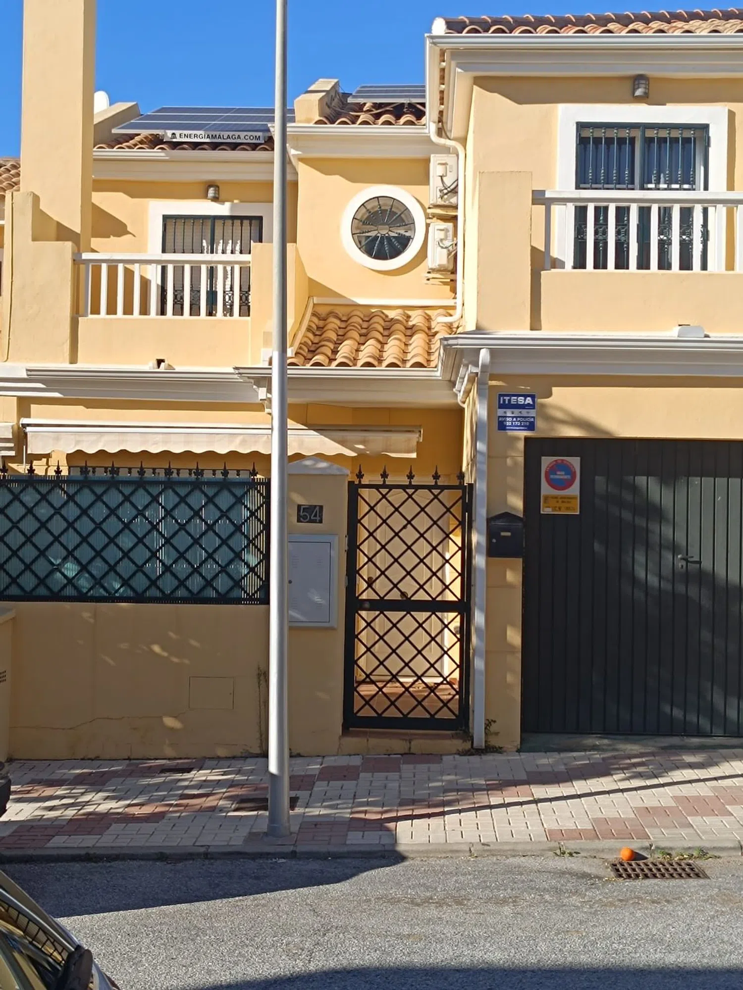 Chalet adosado en calle Lisboa, 54 - Foto 1