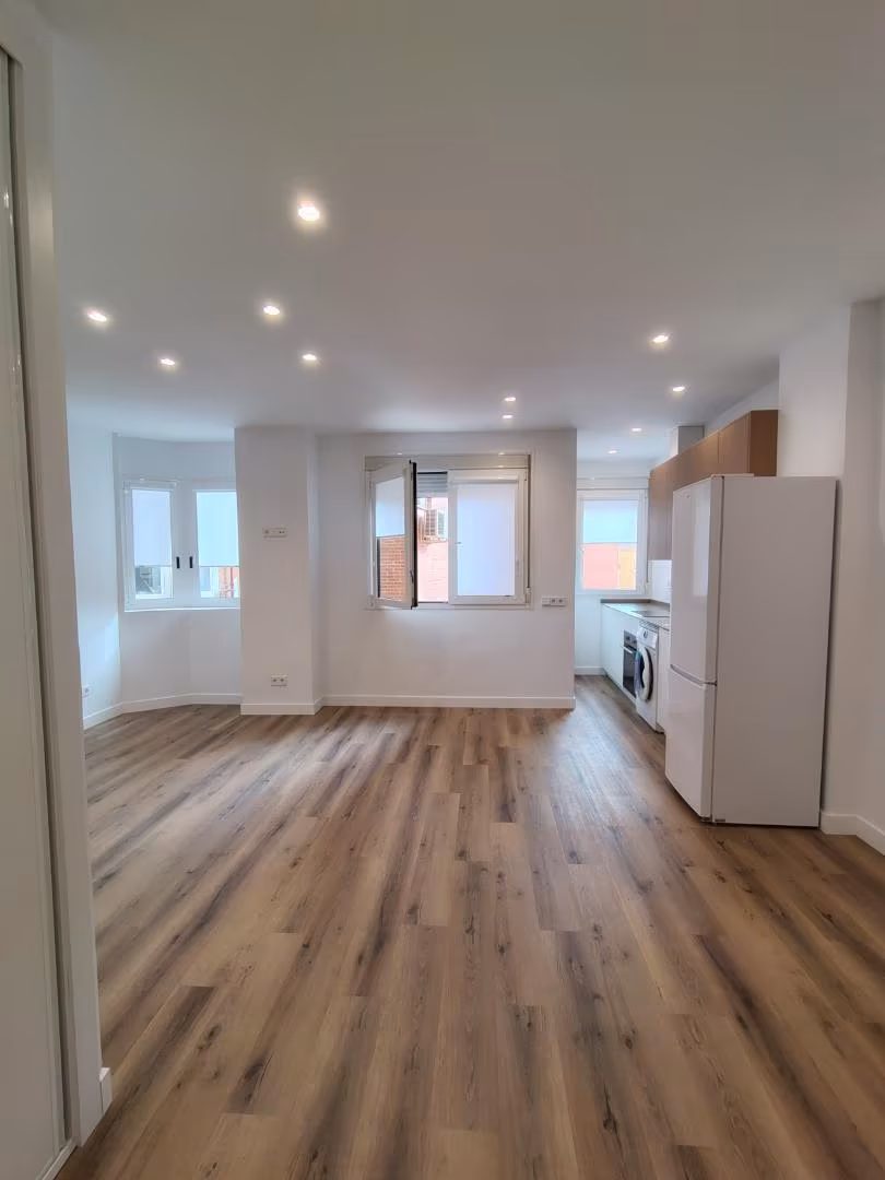 Estudio en  Calle de las Peñuelas 26