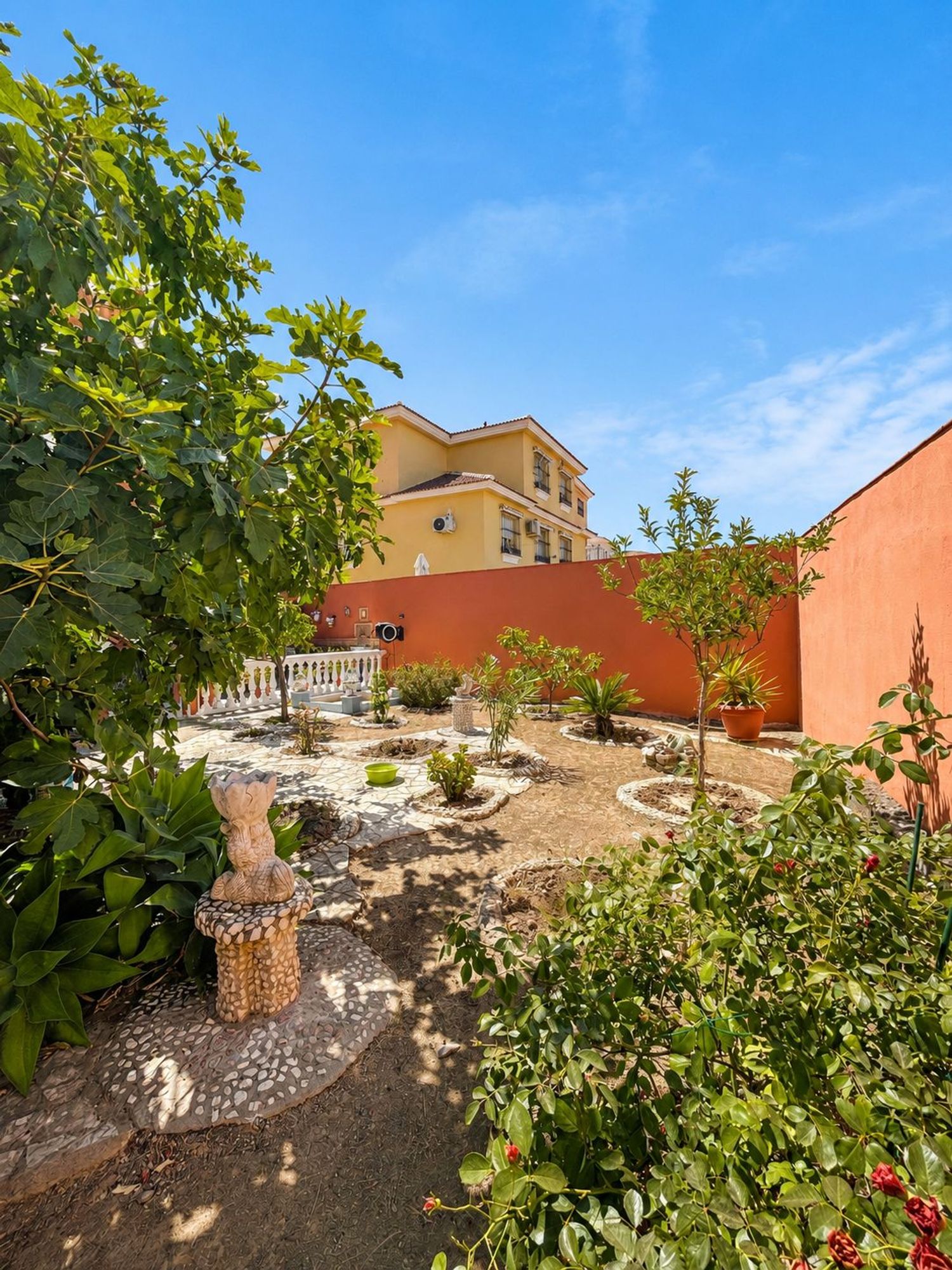 Casa o chalet independiente en Calle Caballero del Febo, 50, Fuente Alegre - El Chaparral - Los Morales - Foto 2