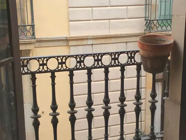 Piso en calle d'Avinyó, 42 - Foto 5