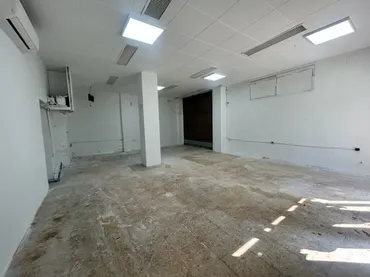Local comercial en L'Hospitalet de Llobregat - Foto 3