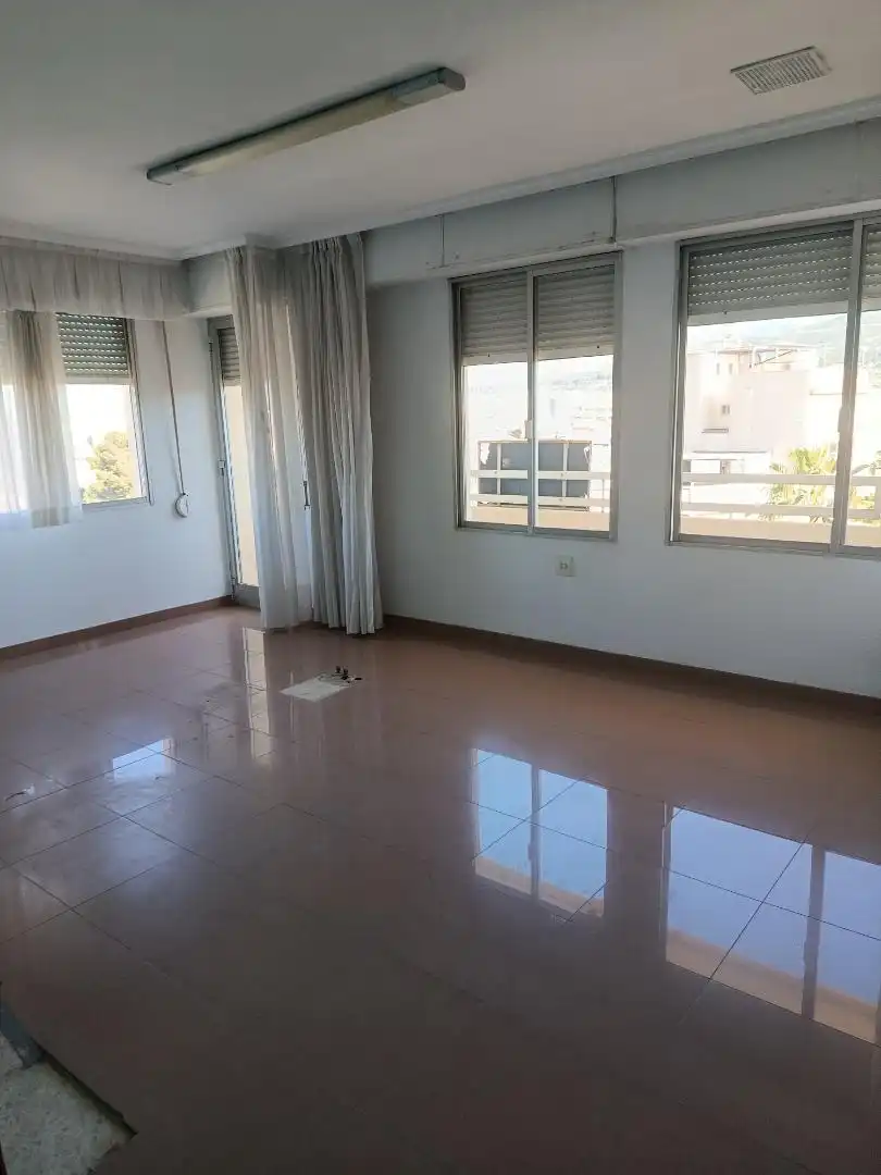Piso en  Avinguda d'Almansa 14 - Foto 2