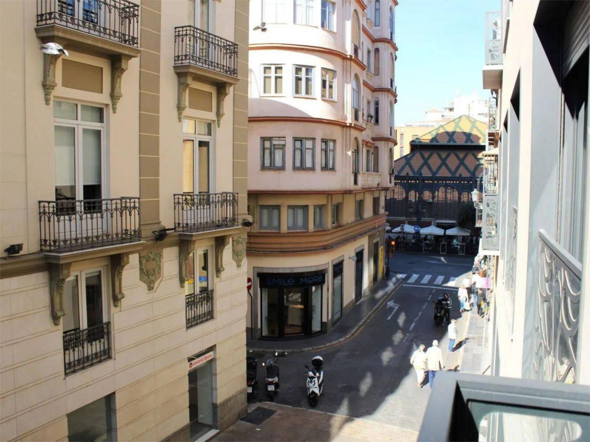 Apartamento en  Calle Torregorda 5