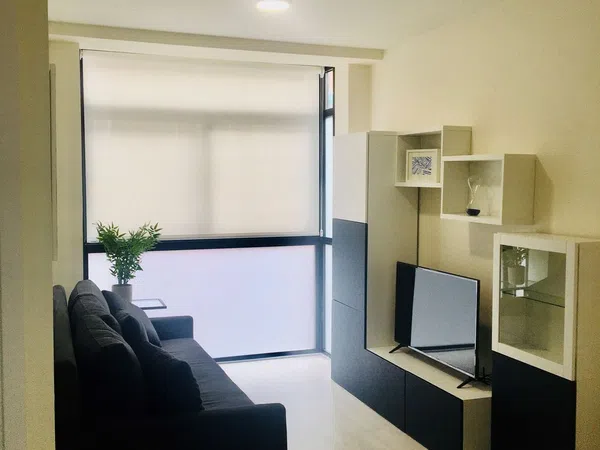 Piso en calle Alustante, 19