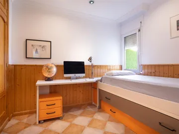 Casa adosada en  Avenida Sierrezuela 1 - Foto 8