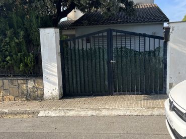 Chalet en  Carrer Montserrat 13 - Foto 1