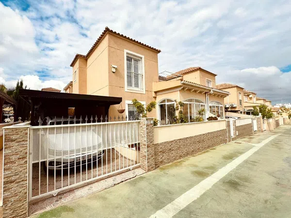 Chalet adosado en Urbanización Lago Jardín 2 M5, 28 b - Foto 3