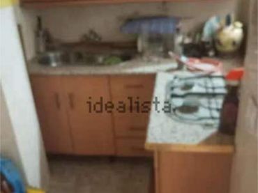Casa adosada en Muy cerca del hospital - Foto 4