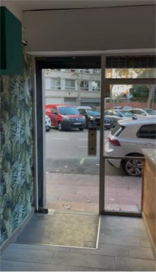 Local comercial en Gran via del hospitalet - Foto 8