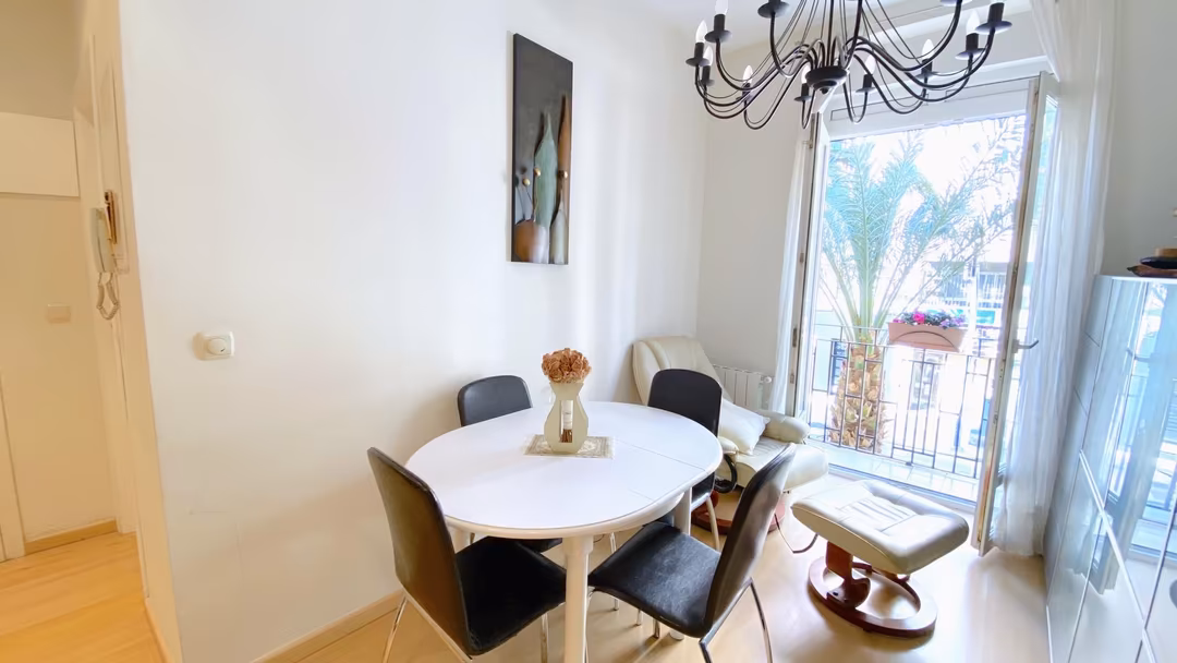 Piso en  Carrer Poeta Carmelo Calvo 6 - Foto 5