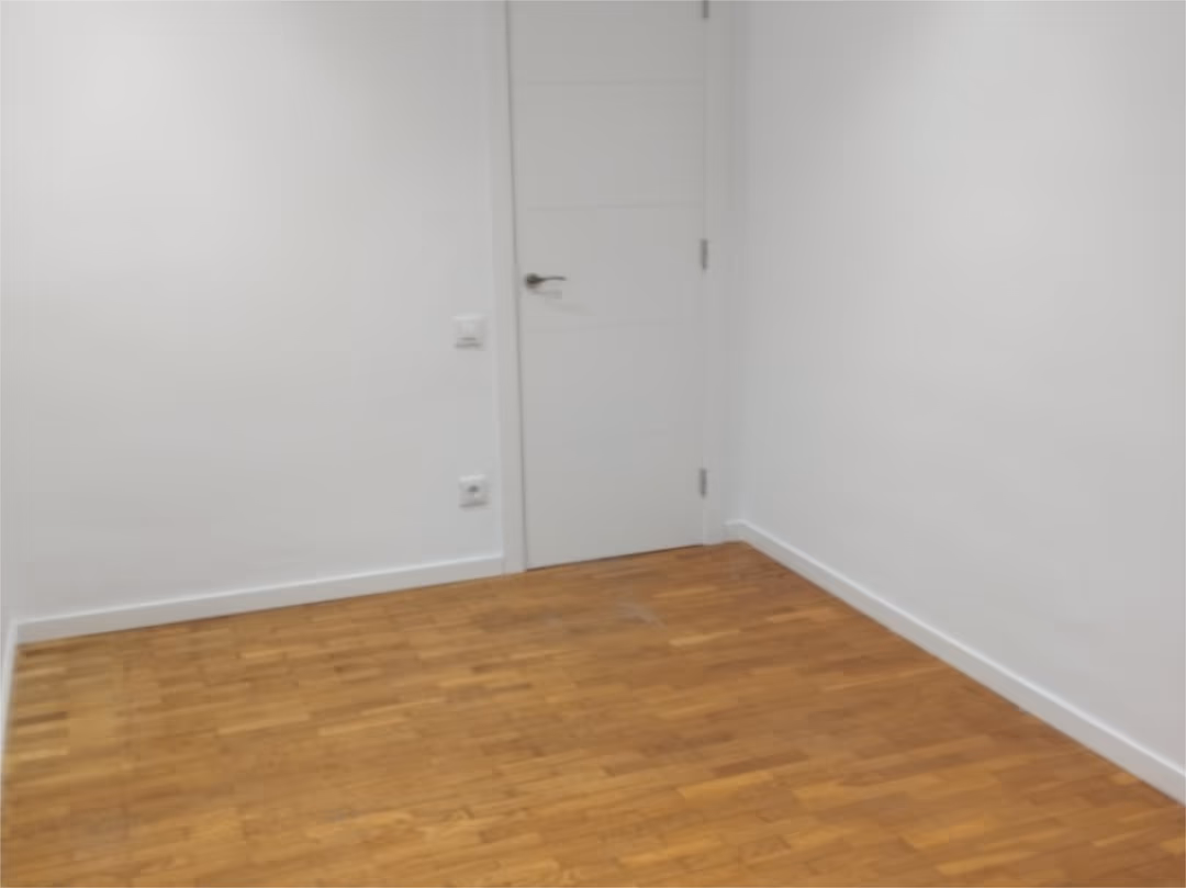 Piso en  Carrer de Joan Güell 200 - Foto 8
