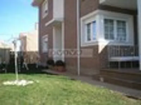 Chalet pareado en Calle Teresa de Jesús, 8 - Foto 1