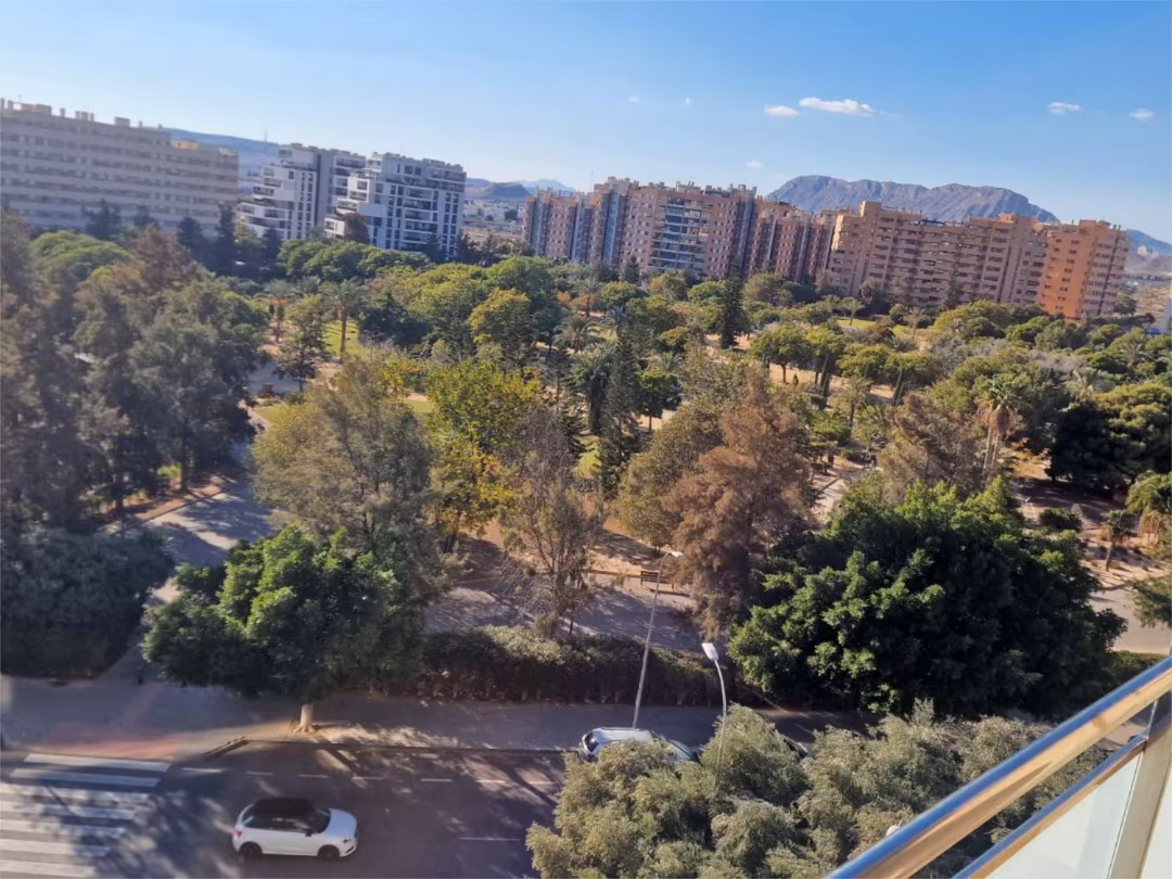 Piso en  Calle Médico Andrés Boldó 2