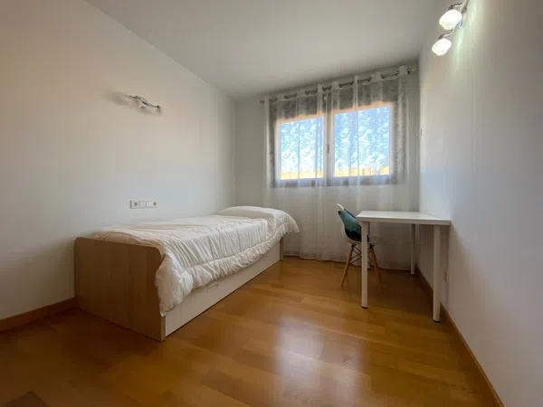 Piso en calle de Pablo Iglesias, 107 - Foto 4