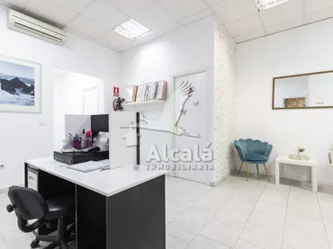 Local comercial en Alcalá de Henares - Foto 6