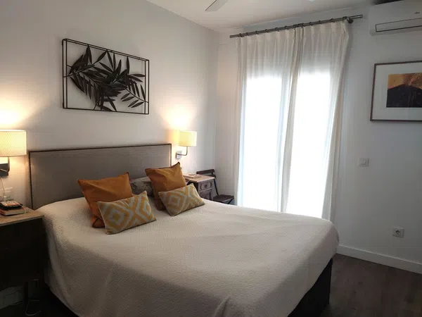 Chalet adosado en Barrio Tablada - Foto 1