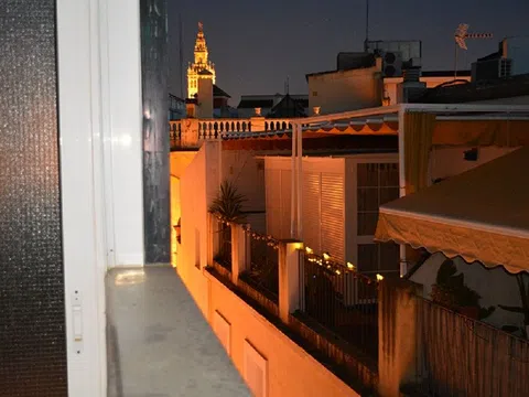 Ático en callejón monardes, 2