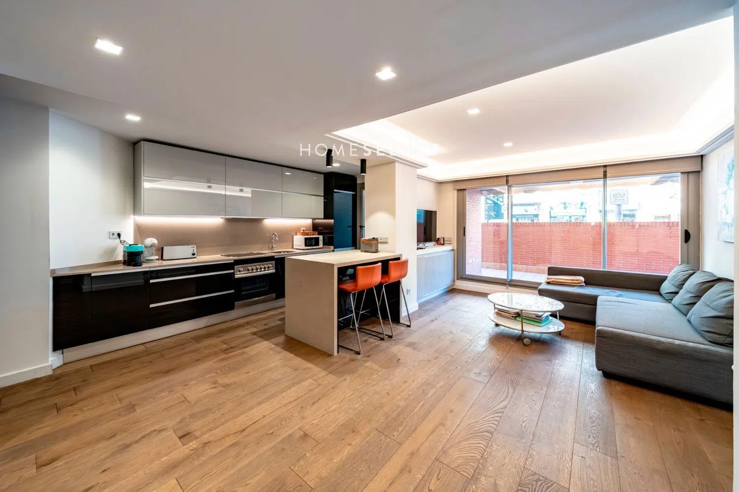 Piso en calle de Caleruega - Foto 1