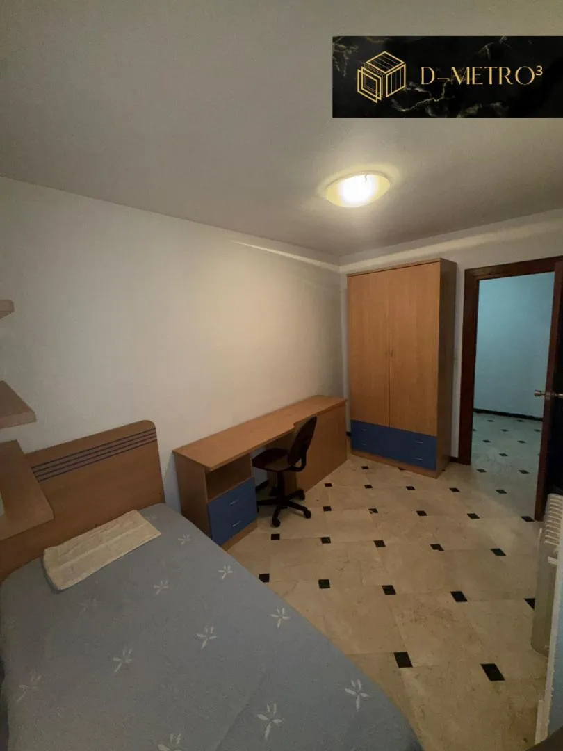 Piso en  Calle Pedro Antonio de Alarcón 54 - Foto 6