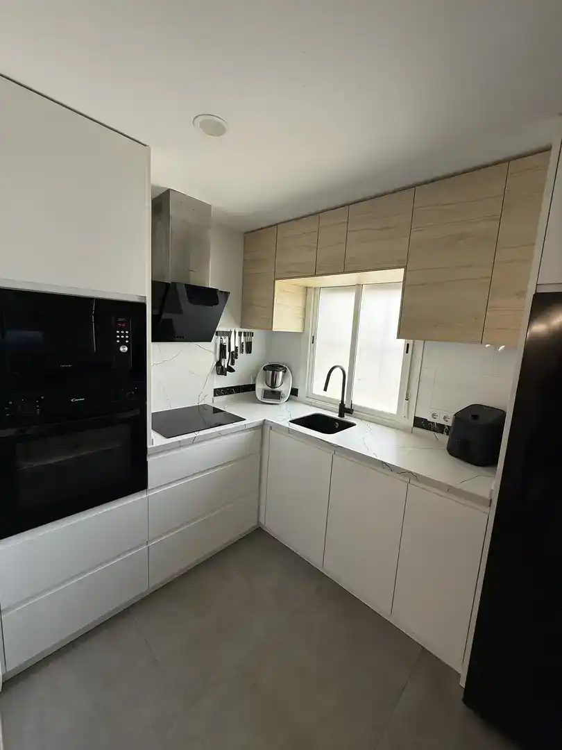 Casa adosada en  Avenida María Auxiliadora 36 - Foto 14