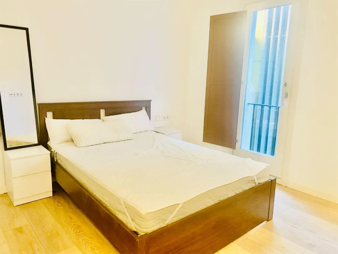 Piso en  Carrer dels Escudellers 16 - Foto 4