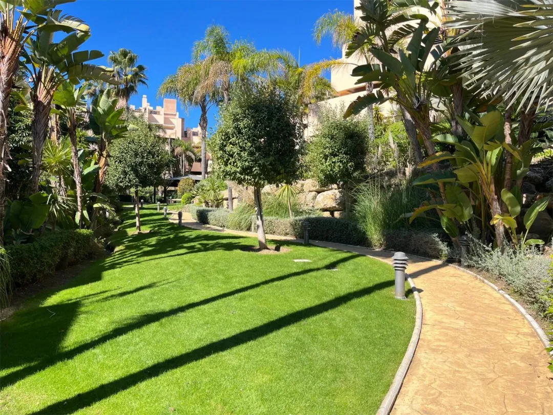 Piso en  Calle del Mare Nostrum 42 - Foto 5