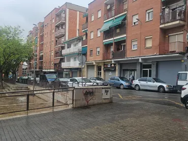 Local comercial en   DEMOSTENES DE 34 - Foto 2