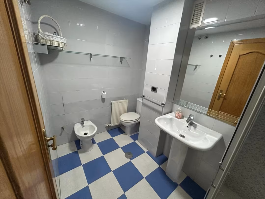 Piso en  Calle Pintor Manuel Maldonado 25 - Foto 20