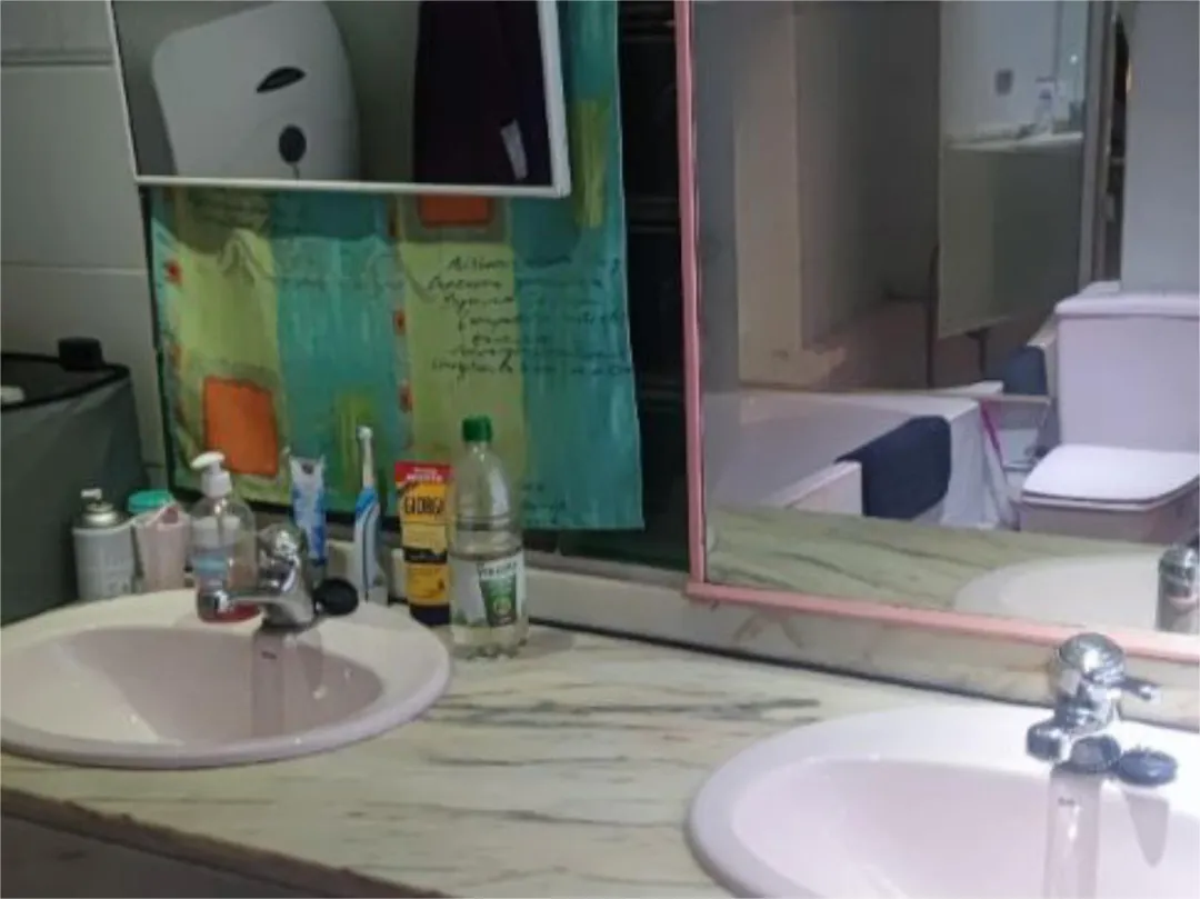 Casa adosada en  Carrer de l'Abat Escarré 34 - Foto 26