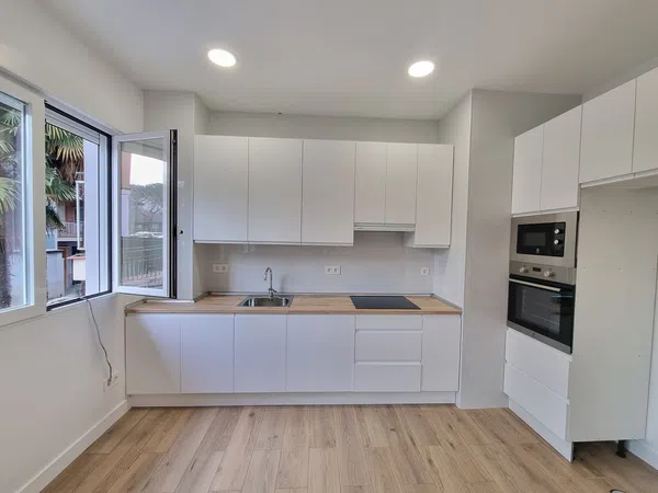 Estudio en calle del Canal del Bósforo, 60