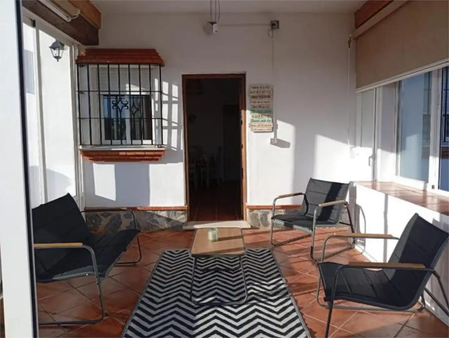 Casa adosada en barrio nuevo - Foto 4