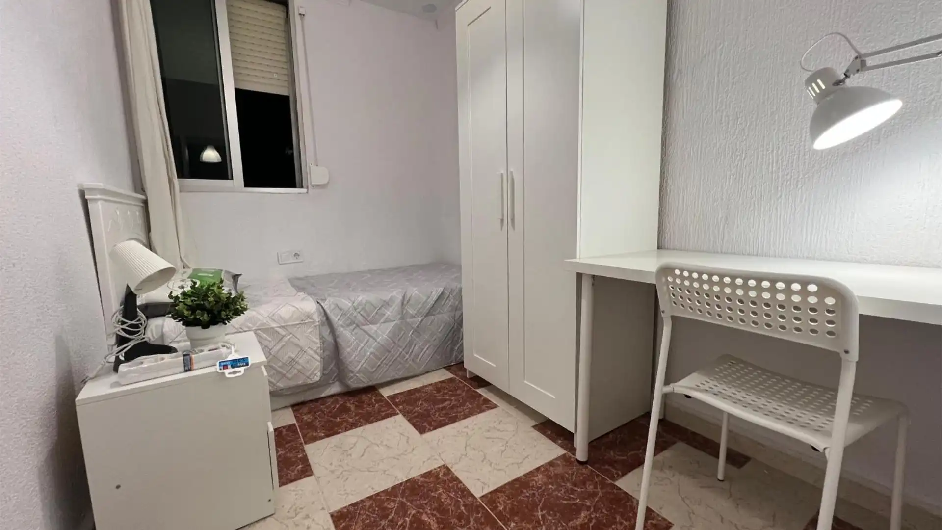 Piso en  Calle la Granadina 6 - Foto 9