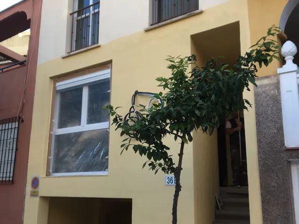 Chalet adosado en Calle Martínez Falero s/n - Foto 2