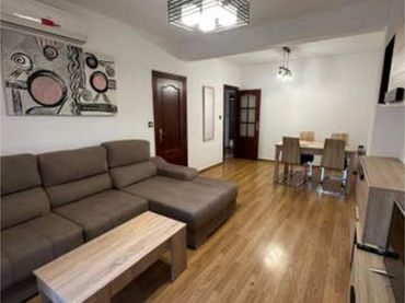 Piso en San Ildefonso - Foto 1