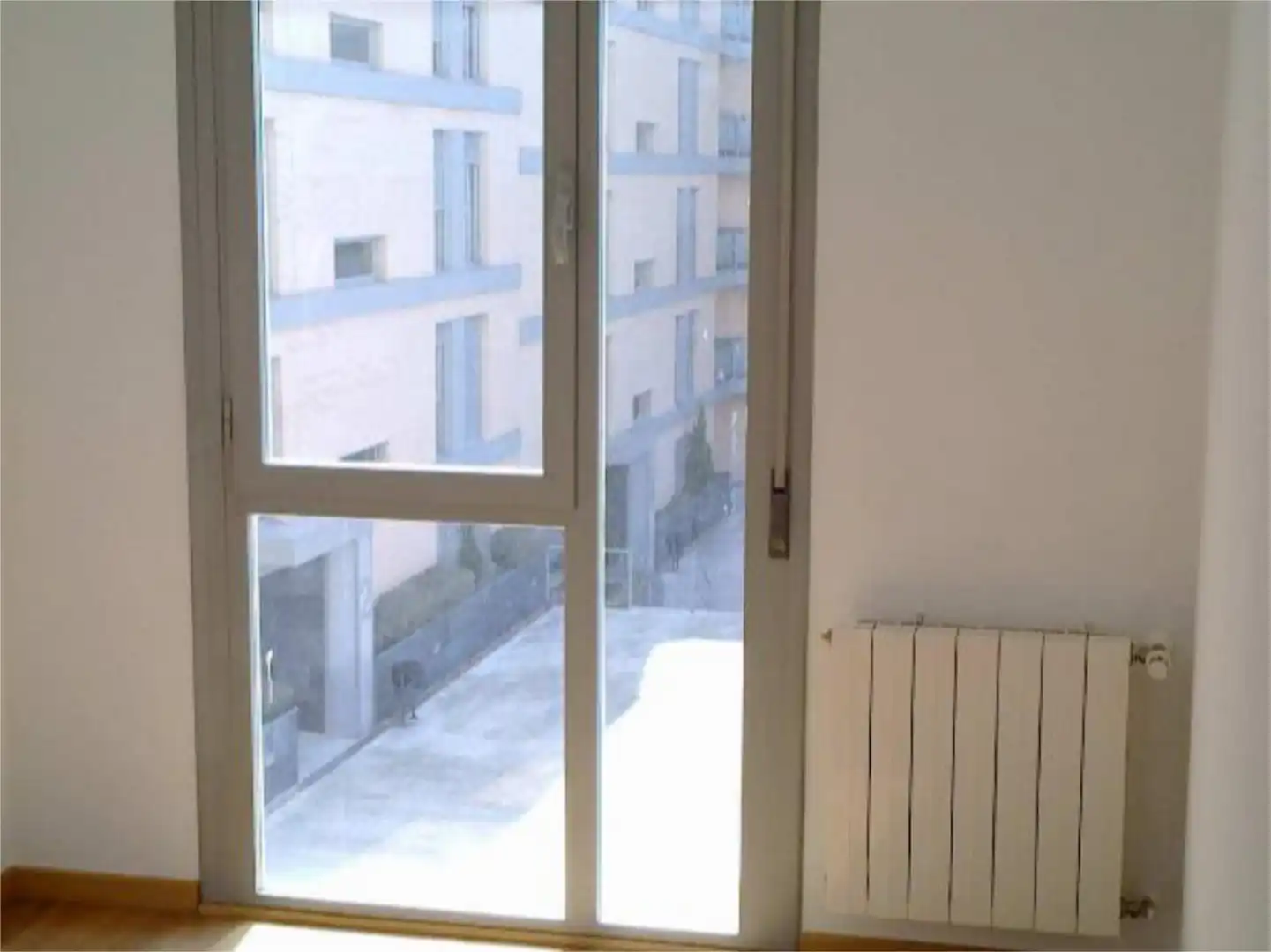 Piso en  Avenida del Ensanche de Vallecas 78 - Foto 2