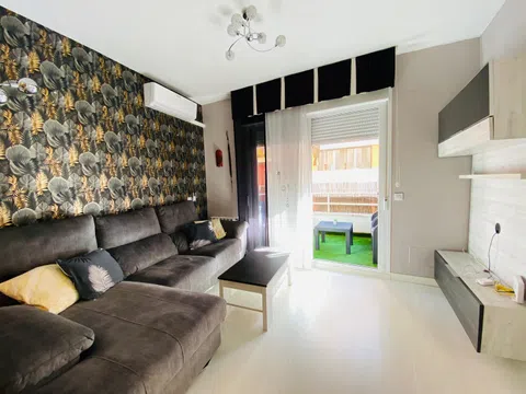 Piso en calle de Dolores, 13