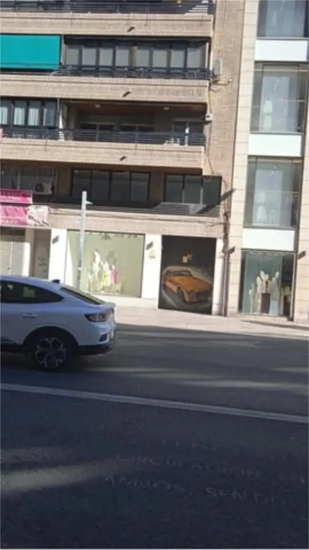 Local comercial en Centro - Foto 4