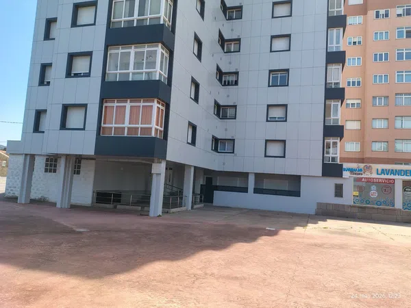 Piso en Avenida Cambados, 153 - Foto 2