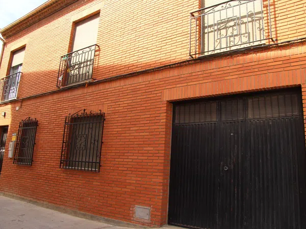 Casa de pueblo en Calle Simon de Rodas s/n - Foto 1