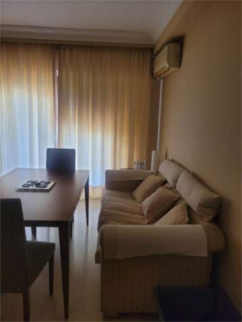 Piso en Nervión - Foto 2