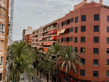 Piso en  Carrer Poeta Campos Vasallo 25 - Foto 9
