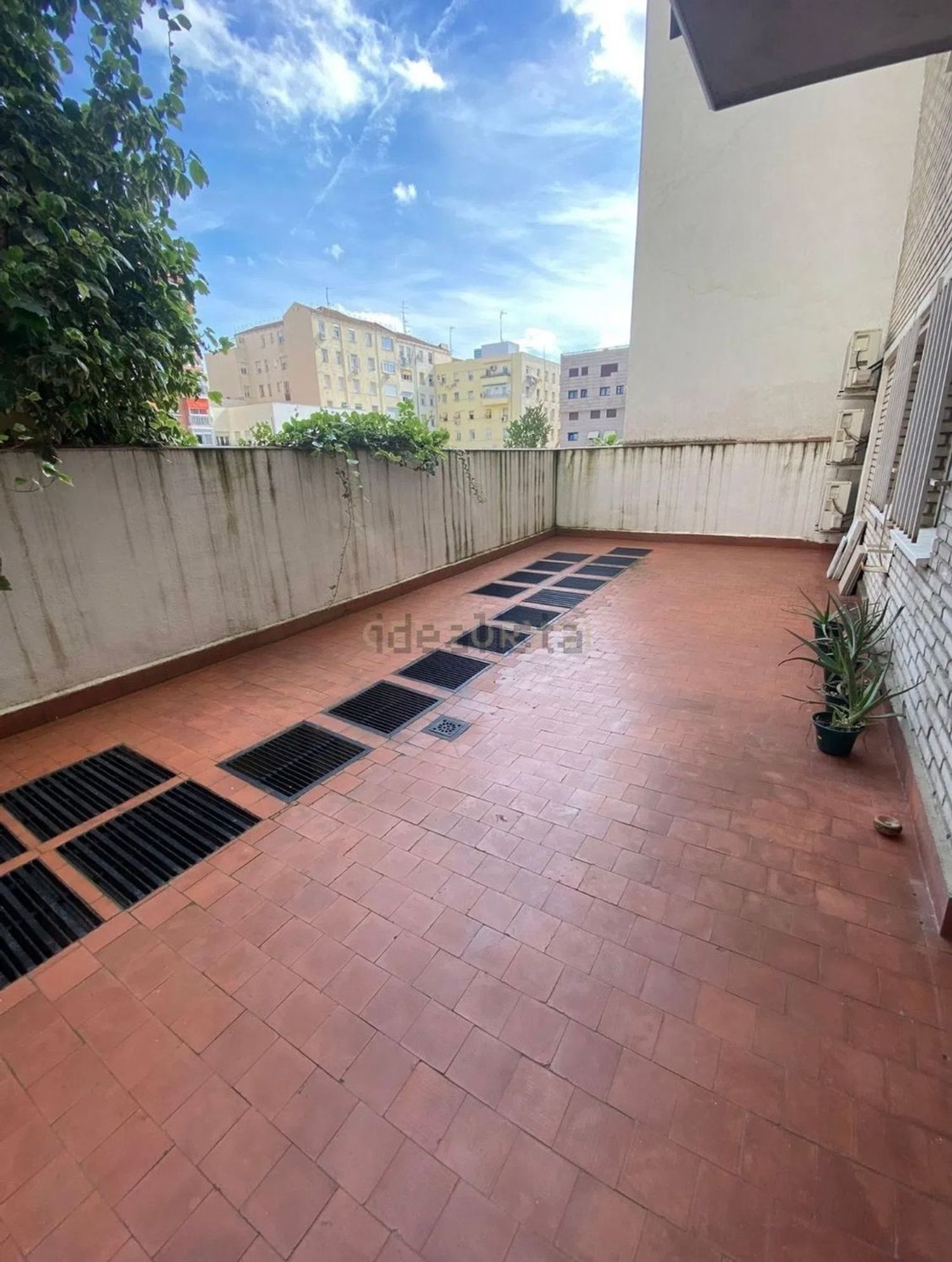 Piso en calle de María de Guzmán, 25 - Foto 3