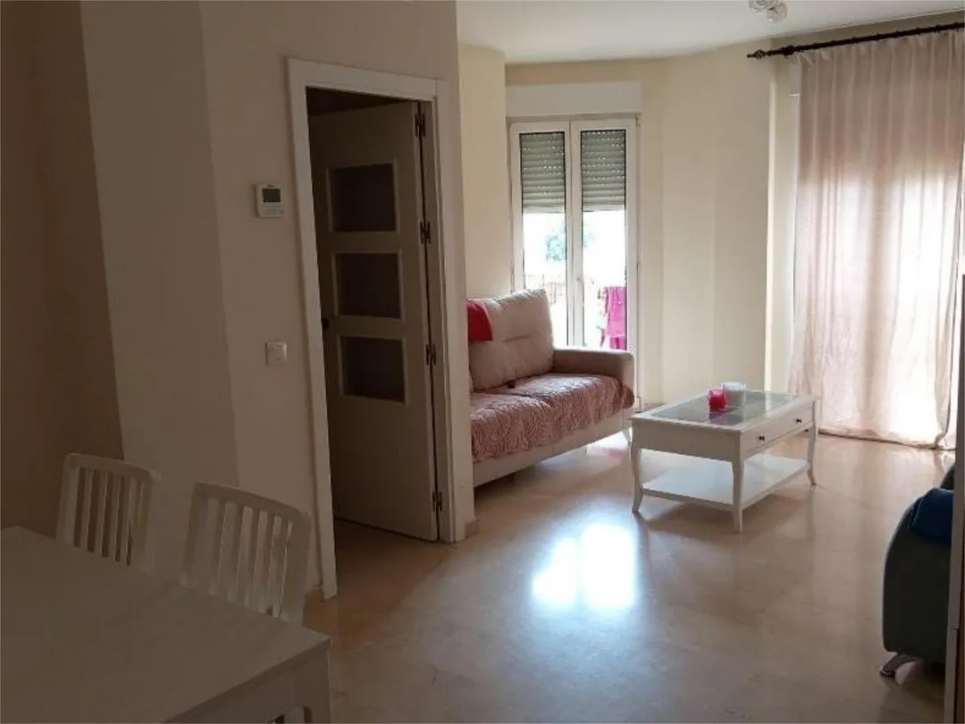 Piso en  Calle Juan de Robles 51 - Foto 3