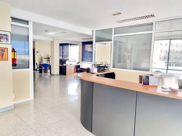 Local en Calle Occident, 2, Collblanc - Foto 1