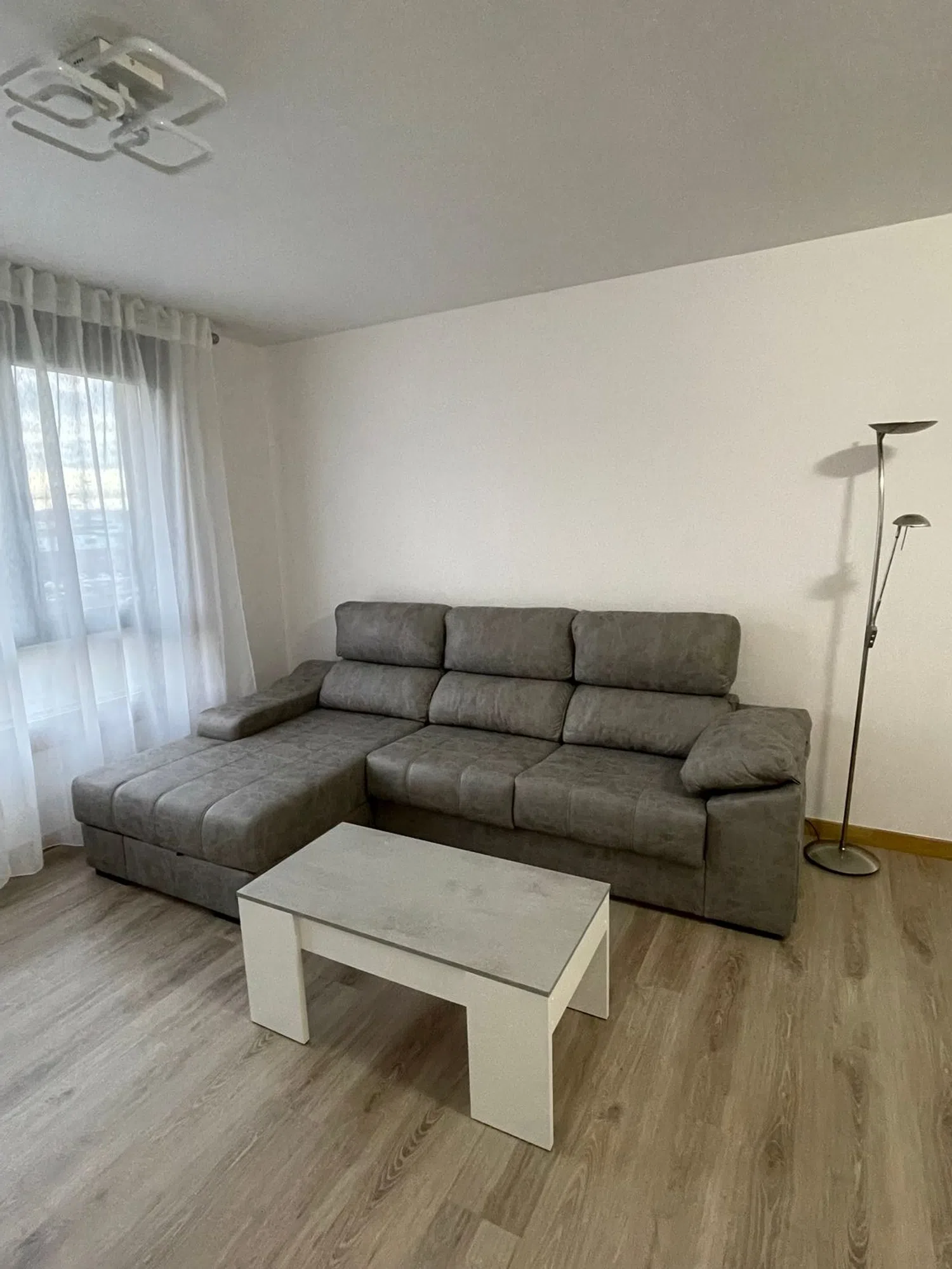 Piso en calle Tomás A. Alonso, 134 - Foto 5