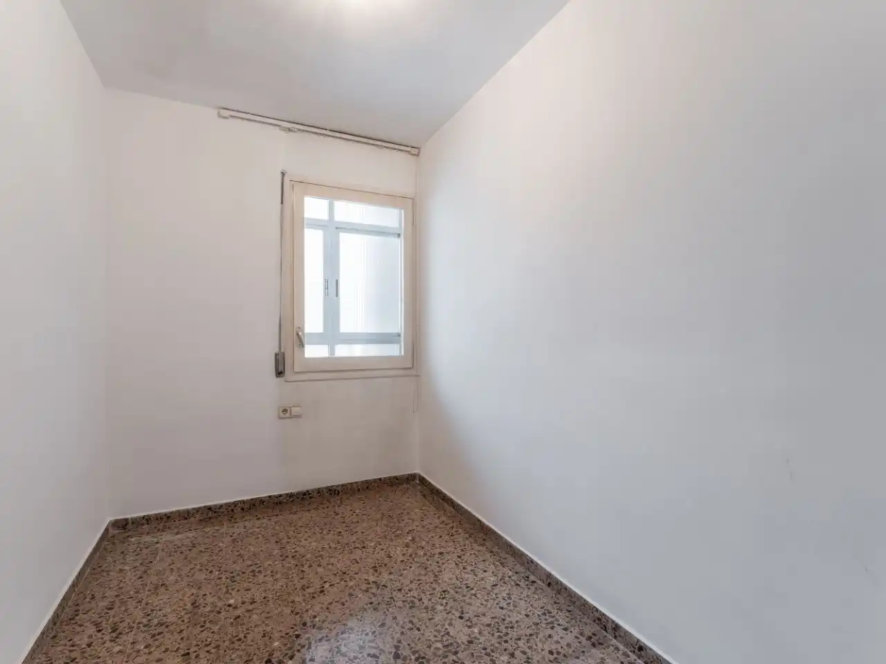 Piso en  Plaça Josep Serrat i Bonastre 6 - Foto 19