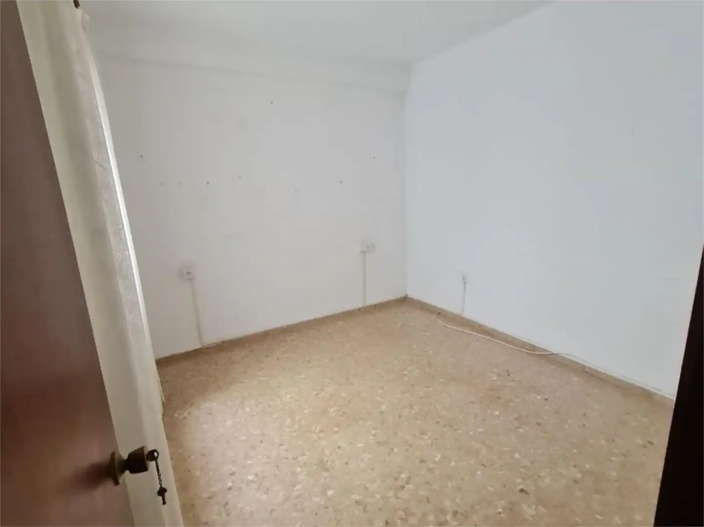 Piso en  Calle Jesús y María 14 - Foto 3