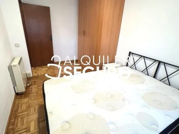 Piso en Calle de la Bureba - Foto 10